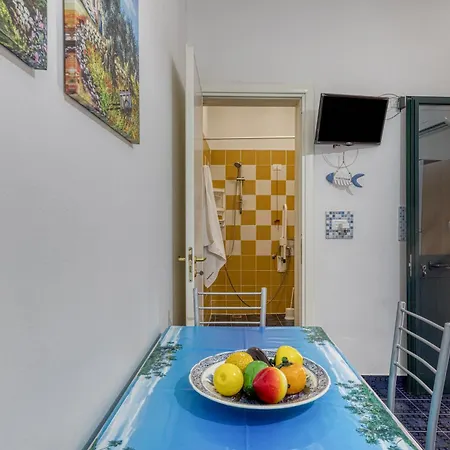 Mono Glicine Apartman *